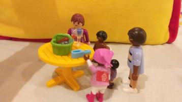 leuke playmobil familie set  beschikbaar voor biedingen