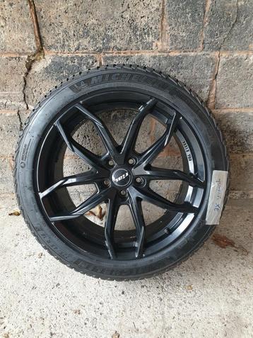winterkit 225/45/18 5x108 beschikbaar voor biedingen