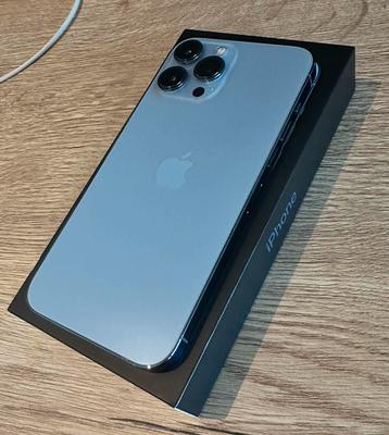iPhone 13 Pro Max 256 gb beschikbaar voor biedingen