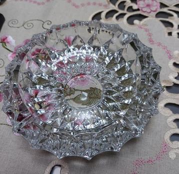 Assenbak, kristalglas ø17cm beschikbaar voor biedingen