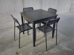 Vierkante tafel 75 cm, 4 stoelen, Kunststof, Gebruikt, Ophalen