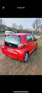 Toyato yaris, Autos, Euro 5, Achat, Boîte manuelle, Particulier