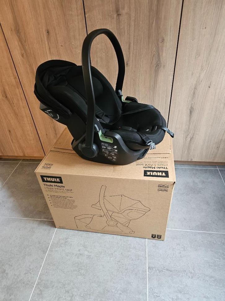 Thule Maple autostoel - Zwart - 0-13 kg, Kinderen en Baby's, Autostoeltjes, Zo goed als nieuw, Overige merken, 0 t/m 13 kg, Autogordel of Isofix