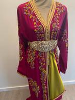 Te koop een mooie takchita/takshita/kaftan/caftan., Ophalen of Verzenden, Zo goed als nieuw, Maat 38/40 (M)