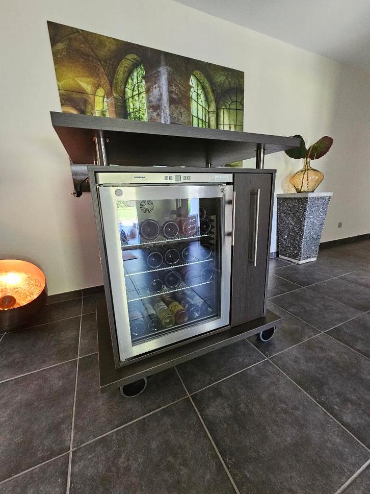 Réfrigérateur à vin Liebherr, Electroménager, Réfrigérateurs & Frigos, Comme neuf, Sans bac à congélation, Enlèvement