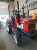 Tracteur 4x4 yanmar 21 cheveaux 3 cylindres super etat
