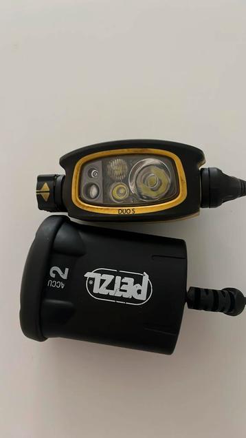 Petzl duo S in goede staat met batterij beschikbaar voor biedingen