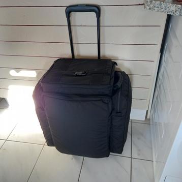 Nieuw valies, trolley, koffer beschikbaar voor biedingen