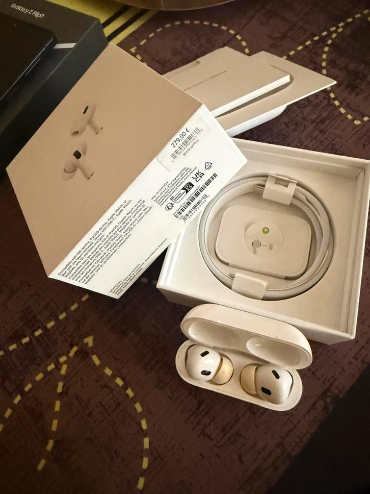 Apple AirPods Pro 2 gebruikt (uitstekende staat), Audio, Tv en Foto, Hoofdtelefoons, Zo goed als nieuw, Over oor (circumaural)