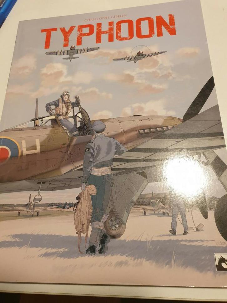 Christophe Gibelin - Typhoon Oorlogsstrip  2018, Boeken, Stripverhalen, Zo goed als nieuw, Ophalen of Verzenden