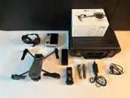 DJI Mavic 3 - 2 accu's met RM330 controller - occasion, Ophalen of Verzenden, Zo goed als nieuw, Drone met camera