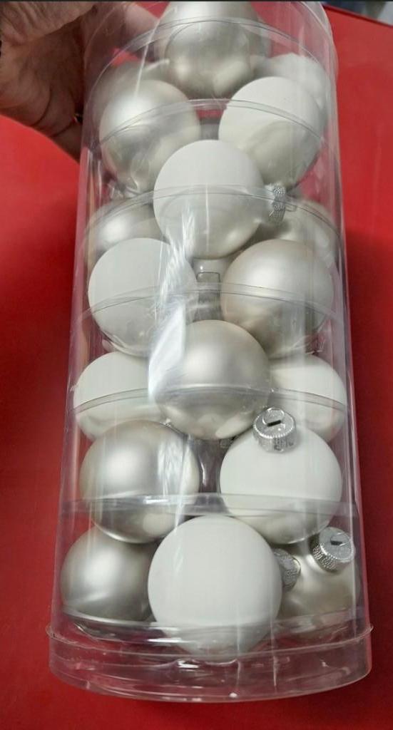 Pak 28 kerstballen, Diversen, Kerst, Nieuw, Ophalen of Verzenden