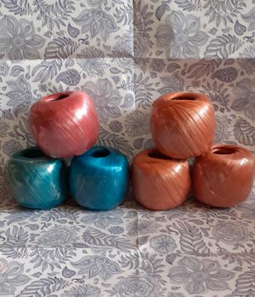 lot de 6 boules de 50gr raphia synthétique  beschikbaar voor biedingen