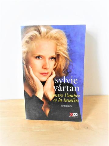 Sylvie Vartan, Entre l'ombre et la lumière, biographie