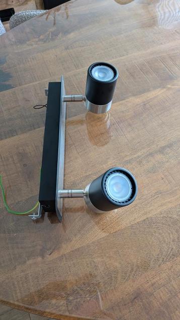 Dubbele spotlamp GU10 2x 5W LED – warm wit licht
 beschikbaar voor biedingen