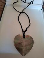 Ketting, schelp aan koortje 55 cm, maar zelf aan te passen, Ophalen, Gebruikt
