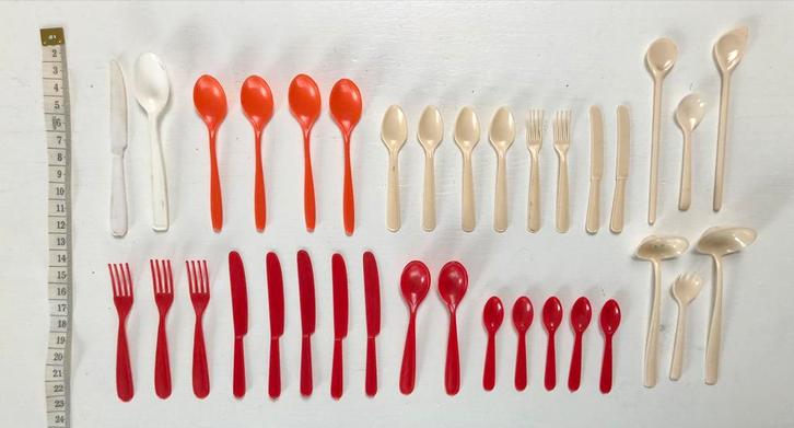 bestek keukengerei pop poppen Barbie, Kinderen en Baby's, Speelgoed | Poppen, Gebruikt, Overige typen, Ophalen of Verzenden