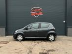 Toyota Aygo 1.0i EURO 5 1ste Eigenaar Gekeurd Carpass, Auto's, 50 kW, 4 cilinders, 103 g/km, Bedrijf