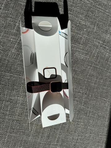 Apple Watch en or rose 40 mm, Rose, IOS, Comme neuf, Enlèvement