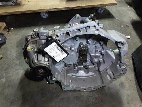 VERSNELLINGSBAK Audi A1 (8X1 / 8XK) (01-2010/10-2018) (MZM), Auto-onderdelen, Transmissie en Toebehoren, Audi, Gebruikt