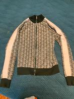 Pull Lacoste XS, Ophalen, Gedragen