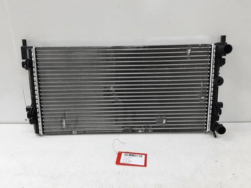 RADIATEUR Volkswagen Polo VI (AW1) (2Q0121253), Auto-onderdelen, Airco en Verwarming, Volkswagen, Gebruikt