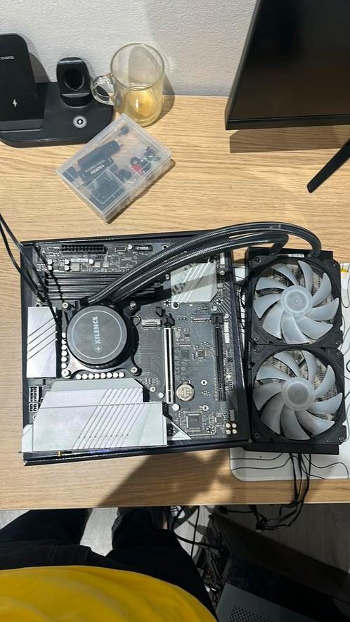 High-End PC Bundel – i9-14900KF + B760 DDR5, Computers en Software, Processors, Zo goed als nieuw, Ophalen