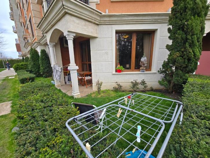 Appartement met 1 slaapkamer en 18 m2 tuin | Cascadas, Ravda, Immo, Buitenland, Overig Europa, Appartement, Dorp