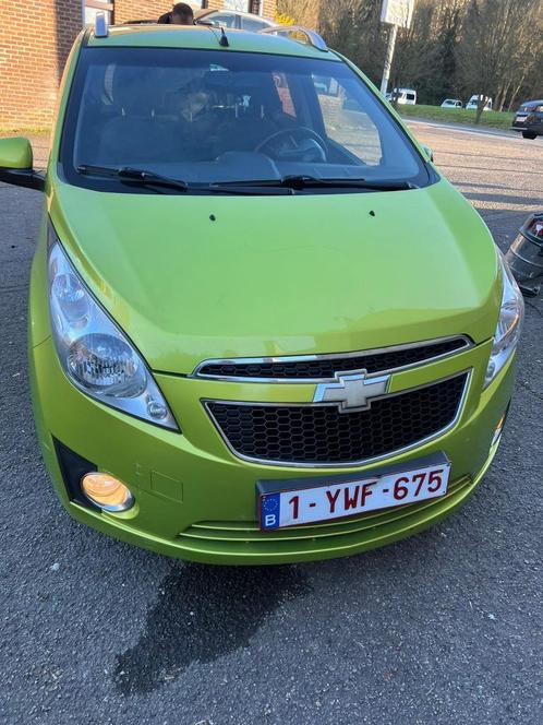 chevrolet SPARK, Autos, Chevrolet, Particulier, Spark, Essence, Euro 5, 5 portes, Boîte manuelle, Vert, Enlèvement