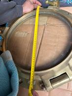 Hublot, Antiquités & Art, Enlèvement