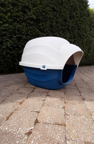 Iglo voor kleine hond beschikbaar voor biedingen