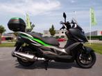kawasaki j300 "nieuwstaat", Motoren, Motoren | Kawasaki, Scooter, 300 cc, Bedrijf, 1 cilinder