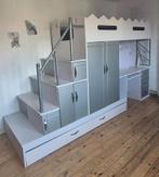 Hoogslaper met kasten en bureau, Hoogslaper