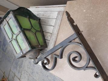 oude lantaren , zeer zwaar   beschikbaar voor biedingen