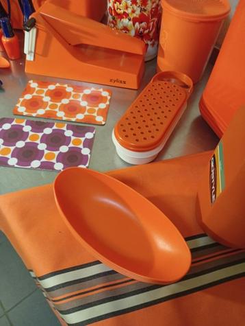 Objets Space Age vintage années 70 seventies  beschikbaar voor biedingen