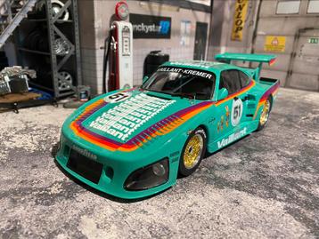 1:18 Porsche 934 K3 Vaillant 1977 - neuve dans sa boîte  disponible aux enchères