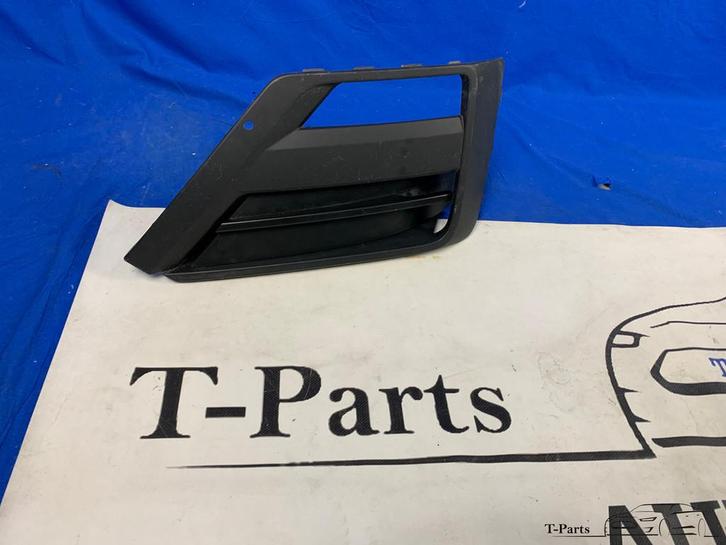 Vw Volkswagen crafter 17+ Rechts mistlamp kapje afdekplaat, Auto-onderdelen, Carrosserie, Bumper, Volkswagen, Gebruikt