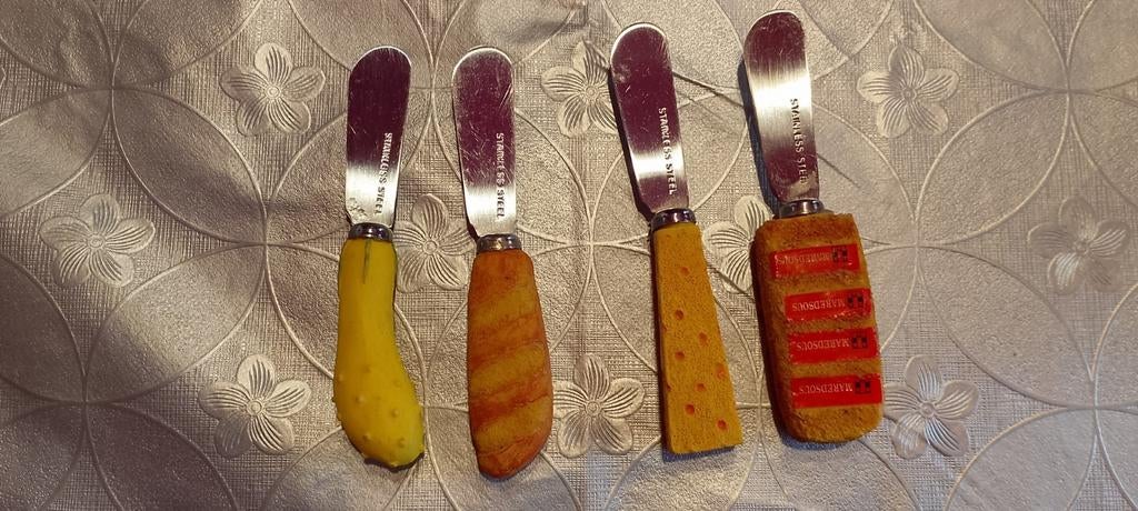 Botermesjes, Huis en Inrichting, Keuken | Bestek, Ophalen of Verzenden, Zo goed als nieuw