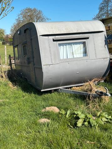 Caravan  beschikbaar voor biedingen