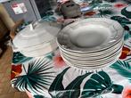 Soupiere et 11 assiette en ceramique de Saint Ghislain, Antiek en Kunst, Ophalen