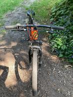 Oranje scott fiets 24 inch, Fietsen en Brommers, Fietsen | Jongens, Ophalen, Handrem, Scott, Gebruikt