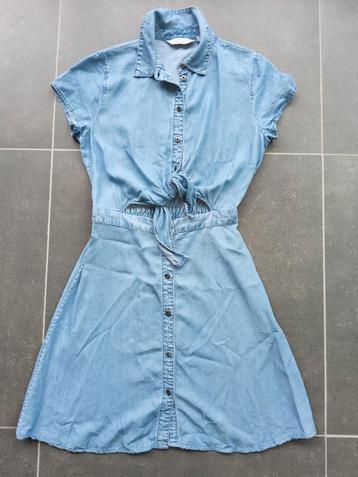 Trendy jeansjurk & Other Stories beschikbaar voor biedingen