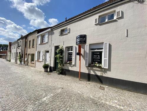 HUIS TE HUUR Gezinswoning met tuin en sauna, Immo, Huizen te huur, Provincie West-Vlaanderen, Tussenwoning, Via bemiddelaar, C
