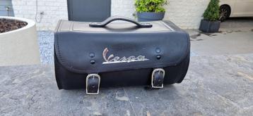 Lederen Vespa tas beschikbaar voor biedingen