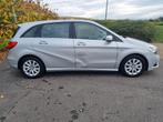 Mercedes-Benz B 180 1.6 BENZINE  GPS  AIRCO ️, 90 kW, 4 cilinders, 1960 kg, Wit