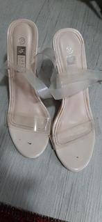 Chaussures à talons transparents, Enlèvement ou Envoi, Comme neuf