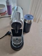 Nespresso koffiezet + melkschuimer, Elektronische apparatuur, Koffiezetapparaten, Gebruikt, Ophalen