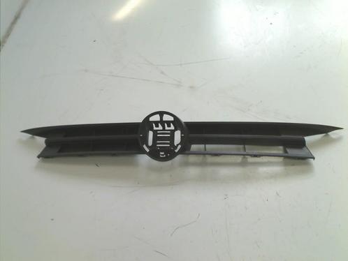 GRILLE Volkswagen Polo VI (AW1) (01-2017/08-2021), Auto-onderdelen, Carrosserie, Volkswagen, Gebruikt