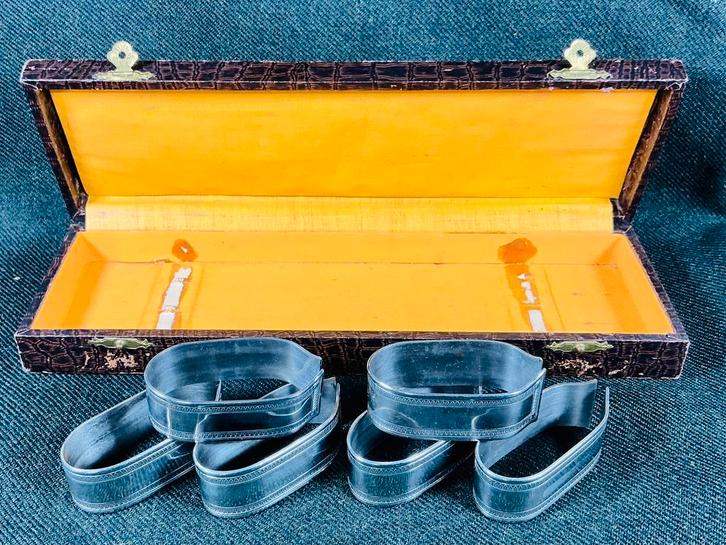 Set van 6 Antiek Art Deco zilverkleurig serviettenringen, Antiek en Kunst, Antiek | Bestek, Ophalen of Verzenden