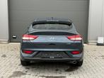Hyundai I30 benzine navi camera, Auto's, Stof, Bedrijf, 3 cilinders, Zilver of Grijs